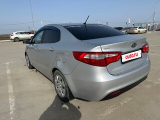 2012 Kia Rio 5-speed III, серебристый, 760000 рублей, вид 5