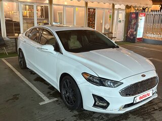 2016 Ford Fusion (North America) II Рестайлинг, белый, 1500000 рублей, вид 3