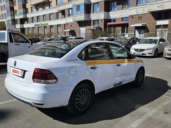 2019 Volkswagen Polo V Рестайлинг, чёрный, 770000 рублей - вид 5