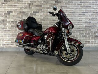 2017 Harley-Davidson Ultra Limited, красный, 1539000 рублей, вид 4