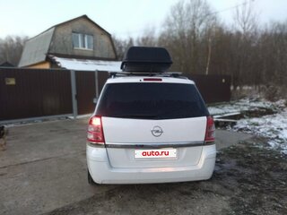 2012 Opel Zafira B Рестайлинг, белый, 660000 рублей, вид 4