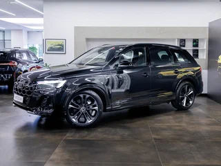 2026 Audi Q7 50 TDI II (4M) Рестайлинг 2, чёрный, 14998000 рублей, вид 1