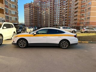 2021 Hyundai Sonata VIII (DN8), белый, 1605000 рублей, вид 4