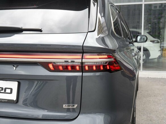 2026 Geely Monjaro I Рестайлинг, серый - вид 16