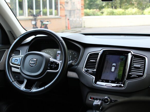 2019 Volvo XC90 B5 II Рестайлинг 1, серый, 4090000 рублей - вид 11