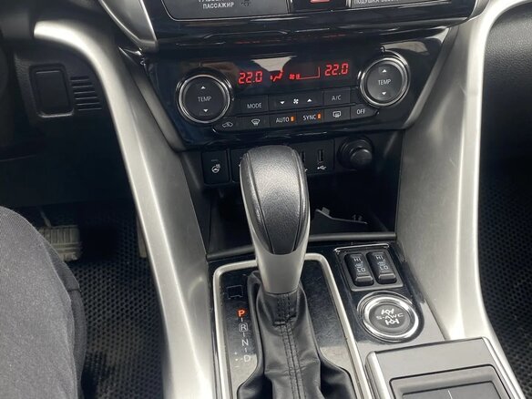 2019 Mitsubishi Eclipse Cross I, белый - вид 11