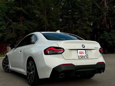 2022 BMW 2 серии 230i G42, белый, 2850000 рублей, вид 2