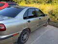 2002 Volvo S40 I Рестайлинг, золотистый, 150000 рублей - вид 1