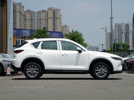 2026 Mazda CX-5 II Рестайлинг, серый, 2690000 рублей, вид 4
