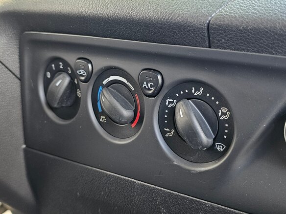 2014 Ford Transit Custom, жёлтый, 1490000 рублей - вид 5
