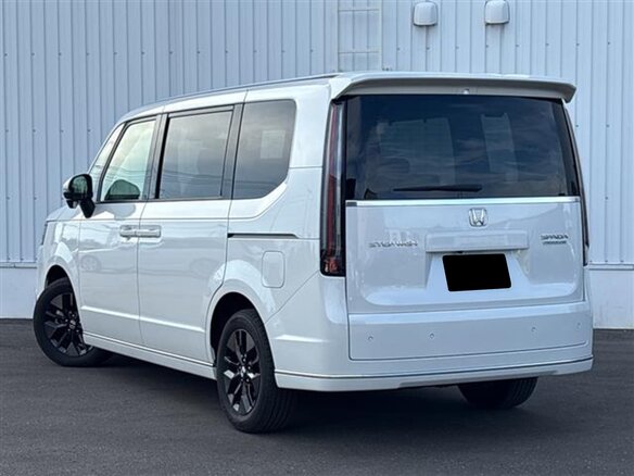 2023 Honda Stepwgn Spada VI, белый, 2298000 рублей - вид 2