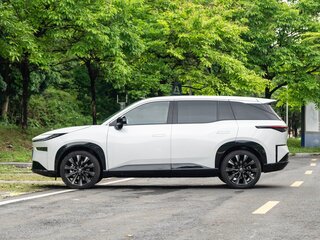 2026 Toyota bZ3X 58.3 kWh, белый, 2690000 рублей, вид 4