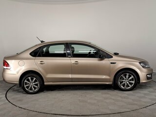 2018 Volkswagen Polo V Рестайлинг, бежевый, 1180000 рублей, вид 4