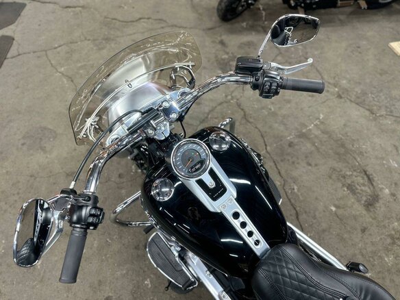 2017 Harley-Davidson Fat Boy, чёрный, 1990000 рублей - вид 28