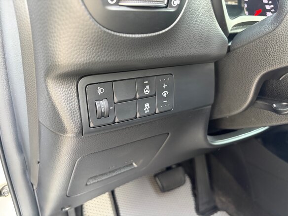 2018 Kia Soul II Рестайлинг, серый, 1450000 рублей - вид 13