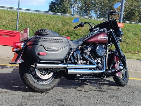 2018 Harley-Davidson Heritage Classic, красный, 1000000 рублей, вид 2