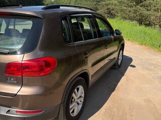 2014 Volkswagen Tiguan I Рестайлинг, коричневый, 830000 рублей, вид 5
