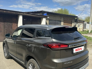 2024 Geely Atlas Pro, серый, 2170000 рублей, вид 5