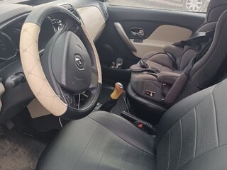 2014 Renault Logan II, белый, 600000 рублей, вид 4