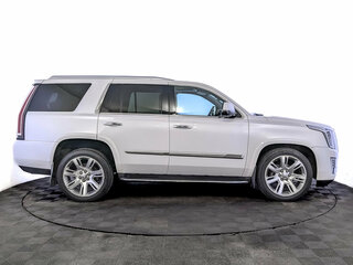 2016 Cadillac Escalade IV, белый, 3850000 рублей, вид 4