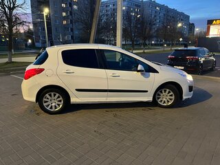 2011 Peugeot 308 I Рестайлинг, белый, 290000 рублей, вид 3