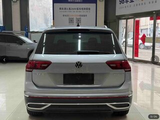 2022 Volkswagen Tiguan II Рестайлинг, серый, 2650000 рублей, вид 5