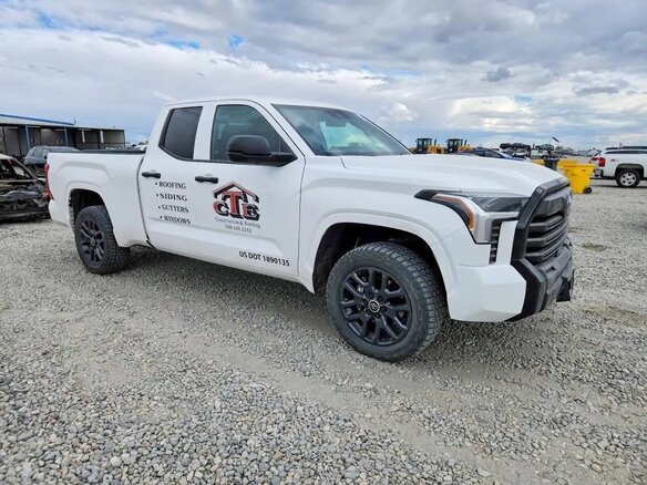 2024 Toyota Tundra Double Cab III, белый, 4450000 рублей - вид 3