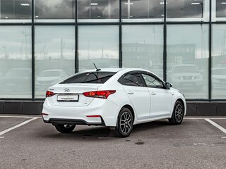 2019 Hyundai Solaris II, белый, 1320000 рублей, вид 2