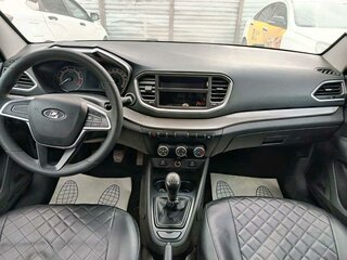 2023 Lada (ВАЗ) Vesta I Рестайлинг (NG), белый, 824500 рублей, вид 5
