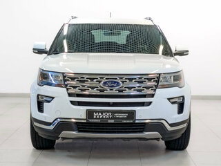 2019 Ford Explorer V Рестайлинг 2, белый, 3950000 рублей, вид 2