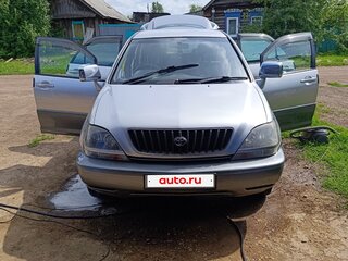 1998 Toyota Harrier I (XU10), серебристый, 900000 рублей, вид 2