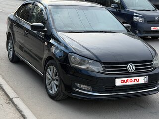 2015 Volkswagen Polo V, чёрный, 510000 рублей, вид 2
