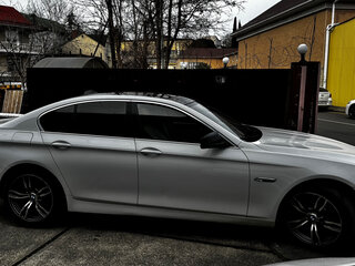 2011 BMW 5 серии 523i VI (F10/F11/F07), белый, 1790000 рублей, вид 2