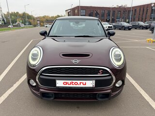 2018 Mini Hatch Cooper S III (F55/F56) Рестайлинг, красный, 2290000 рублей, вид 2