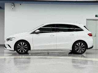 2022 Mercedes-Benz B-Класс 180 III (W247), белый, 1600000 рублей, вид 4