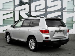 2013 Toyota Highlander II (XU40) Рестайлинг, серебристый, 1880000 рублей, вид 2