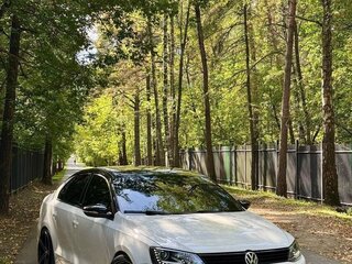 2014 Volkswagen Jetta VI Рестайлинг, белый, 1250000 рублей, вид 1