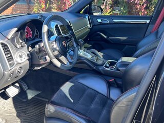 2015 Porsche Cayenne GTS II Рестайлинг (958), чёрный, 3950000 рублей, вид 5