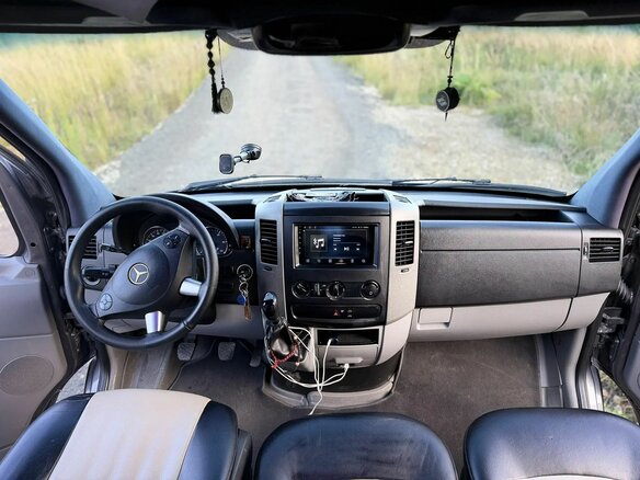 2011 Mercedes-Benz Sprinter, серый, 2980000 рублей - вид 8