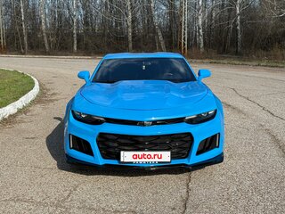 2021 Chevrolet Camaro VI Рестайлинг, синий, 3650000 рублей, вид 4