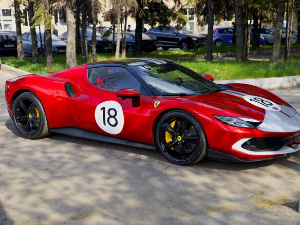 2023 Ferrari 296 GTB, красный, 34750000 рублей - вид 7
