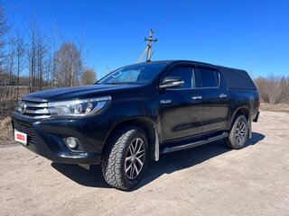 2017 Toyota Hilux VIII, чёрный, 3370000 рублей, вид 1