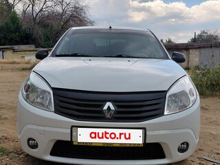 2010 Renault Sandero I, белый, 510000 рублей, вид 1