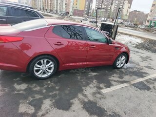 2011 Kia Optima III, красный, 1000000 рублей, вид 3