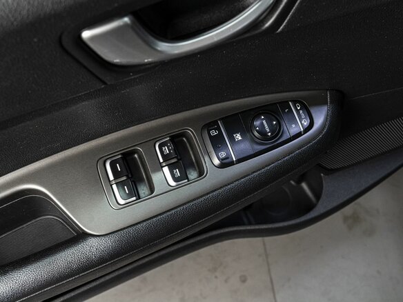 2019 Kia Optima IV Рестайлинг, чёрный, 1379000 рублей - вид 10
