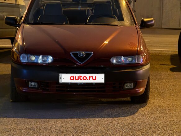1996 Alfa Romeo 146, красный, 550000 рублей - вид 1