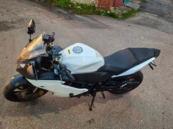 2011 Honda CBR 600F, белый, 540000 рублей - вид 5