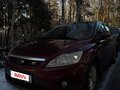 2008 Ford Focus II Рестайлинг, красный, 350000 рублей - вид 1