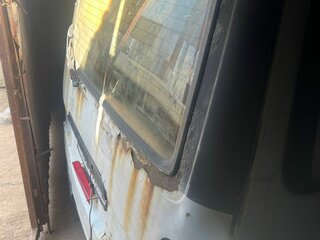 2000 Toyota HiAce H100, белый, 300000 рублей, вид 5