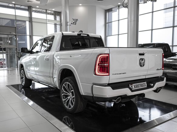 2026 Ram 1500 Crew Cab V Рестайлинг, белый, 10814927 рублей - вид 10